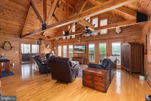 272 Buster Brown Dr, Rio, WV 26755 - Photo 4