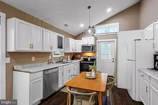 2641 Hickory Corner Rd, Augusta, WV 26704 - Photo 14