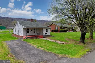 715 Charles St, Romney, WV 26757 - Photo 1