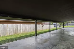 80 N Fairfax St, Romney, WV 26757 - Photo 32