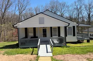 206 Mountain View Dr, Paw Paw, WV 25434 - Photo 2