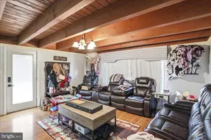 1264 Tearcoat Rd, Augusta, WV 26704 - Photo 8
