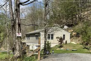 3837 Graces Cabin Rd, Springfield, WV 26763 - Photo 2