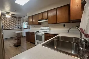 1843 Heide Cooper Rd, Shanks, WV 26761 - Photo 8