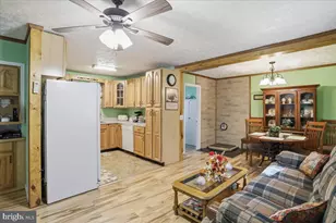25 Fox Craft Ct, Green Spring, WV 26722 - Photo 8