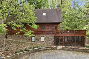 355 Hemlock Ct, Paw Paw, WV 25434 - Photo 2