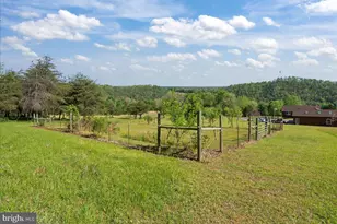 1054 River Bend Dr, Paw Paw, WV 25434 - Photo 26