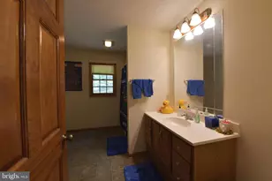 945 White Oak Trail, Paw Paw, WV 25434 - Photo 20