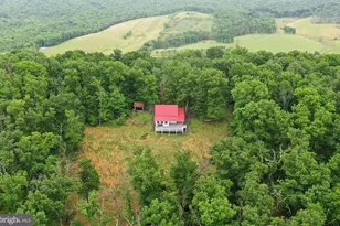 513 Cardinal Dr, Rio, WV 26755 - Photo 4