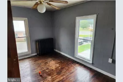 521 W Main Street, Romney, WV 26757 - Photo 10