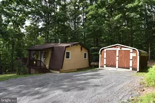 586 Cardinal View Rd, Paw Paw, WV 25434 - Photo 24