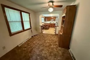 8423 Paw Paw Rd, Paw Paw, WV 25434 - Photo 6