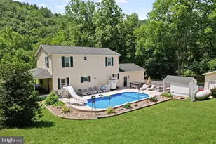 6180 Slanesville Pike Rd, Points, WV 25437 - Photo 2