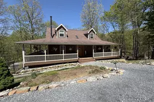 370 Hemlock Ct, Paw Paw, WV 25434 - Photo 2
