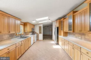 6426 Paw Paw Rd, Paw Paw, WV 25434 - Photo 8