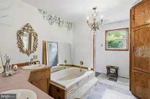 238 Landis Ln, Green Spring, WV 26722 - Photo 8