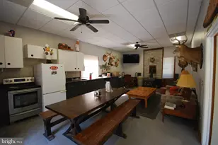 729 Anthony Bohrer Rd, Slanesville, WV 25444 - Photo 10