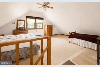 903 Pin Oak Road, Paw Paw, WV 25434 - Photo 6