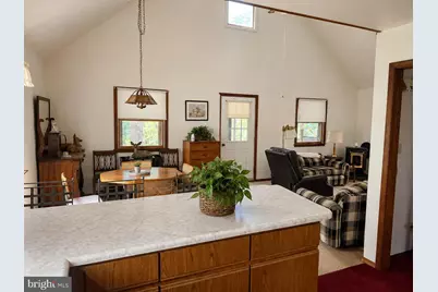 903 Pin Oak Road, Paw Paw, WV 25434 - Photo 4