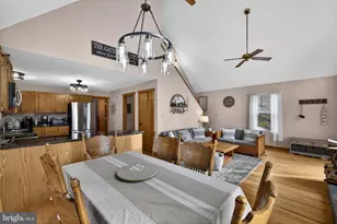 2368 Crossings View Rd, Paw Paw, WV 25434 - Photo 14