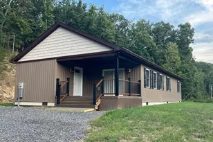 280 Clara Davis Ln, Augusta, WV 26704 - Photo 1