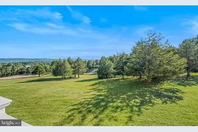 112 Monument Drive, Paw Paw, WV 25434 - Photo 8