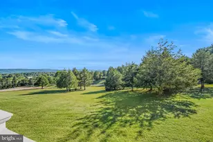 112 Monument Dr, Paw Paw, WV 25434 - Photo 8