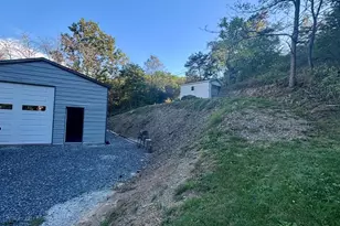9139 Cumberland Rd, Springfield, WV 26763 - Photo 4