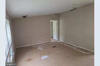 305 N River Run Boulevard, Delray, WV 26714 - Photo 4