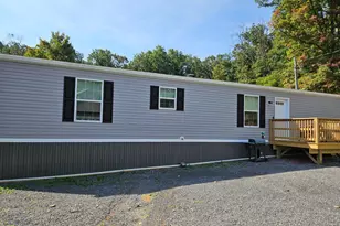 2556 Little Cacapon Mountain Rd, Augusta, WV 26704 - Photo 1