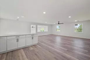 104 Carrell Ln, Charles Town, WV 25414 - Photo 8