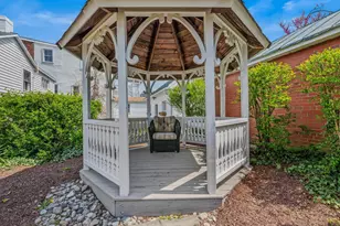 203 S George St., Charles Town, WV 25414 - Photo 10