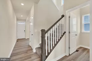 606 Mountain Laurel Blvd, Ranson, WV 25438 - Photo 6