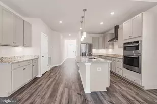 493 Mountain Laurel Blvd, Ranson, WV 25438 - Photo 4