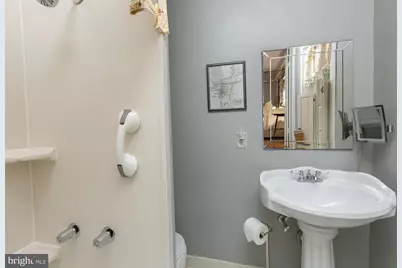 417 E Washington Street, Charles Town, WV 25414 - Photo 72