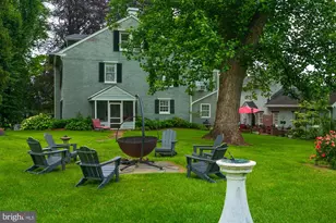 417 E Washington St, Charles Town, WV 25414 - Photo 18