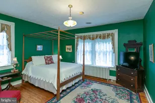417 E Washington St, Charles Town, WV 25414 - Photo 80