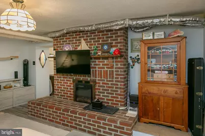 417 E Washington Street, Charles Town, WV 25414 - Photo 94