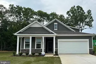 101 Open Gate Ln, Shepherdstown, WV 25443 - Photo 1