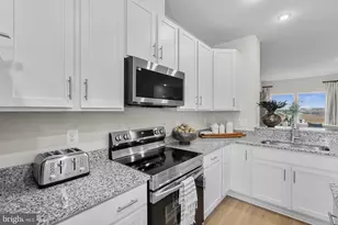 200 Huntwell W Ave, Ranson, WV 25438 - Photo 16