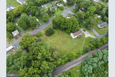 406 Burns Street, Ranson, WV 25438 - Photo 8