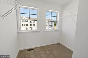 812 Lord Fairfax St, Charles Town, WV 25414 - Photo 36