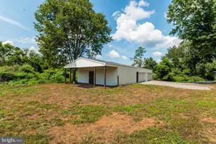 2195 Engle Molers Rd, Harpers Ferry, WV 25425 - Photo 70