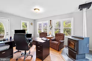 24 Potomac Ave, Shenandoah Junction, WV 25442 - Photo 18