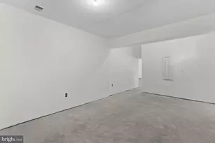 261 Short Br Dr, Ranson, WV 25438 - Photo 60