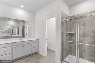 261 Short Br Dr, Ranson, WV 25438 - Photo 38