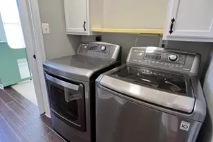 66 Davis St, Charles Town, WV 25414 - Photo 14