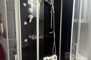 420 W Washington St, Charles Town, WV 25414 - Photo 8