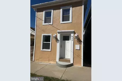 420 W Washington Street, Charles Town, WV 25414 - Photo 1
