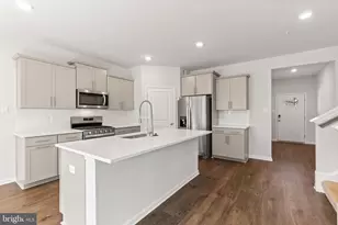 562 Atkinson St, Shenandoah Junction, WV 25442 - Photo 8